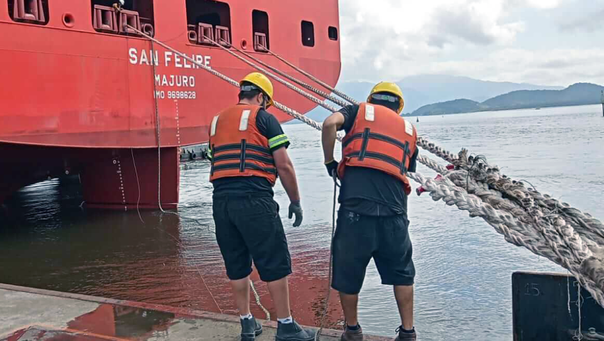 Amarração e Serviço de Lançamento